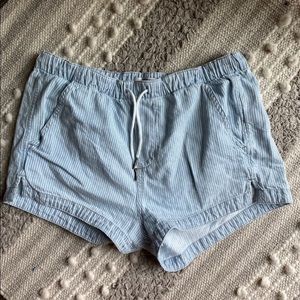 Obey striped shorts Sz Small⭐️